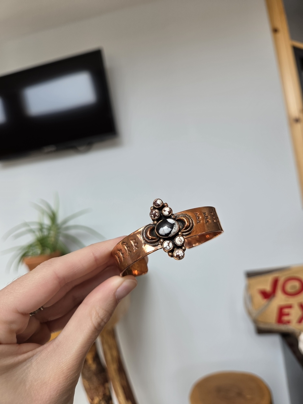 White Buffalo And Wild Horse Turq Copper Cuff